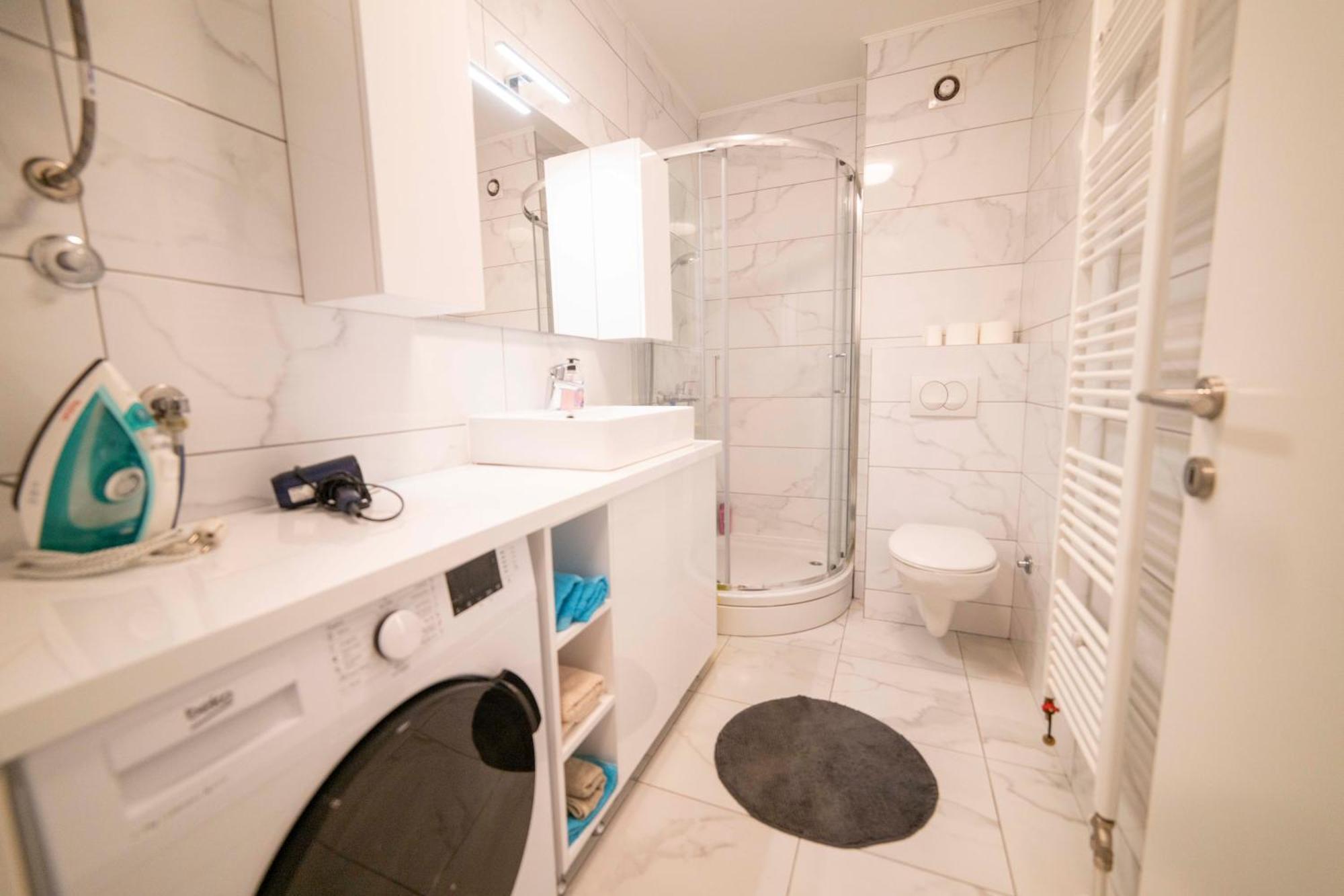 Apartment 5 Star Lukavica Exteriör bild